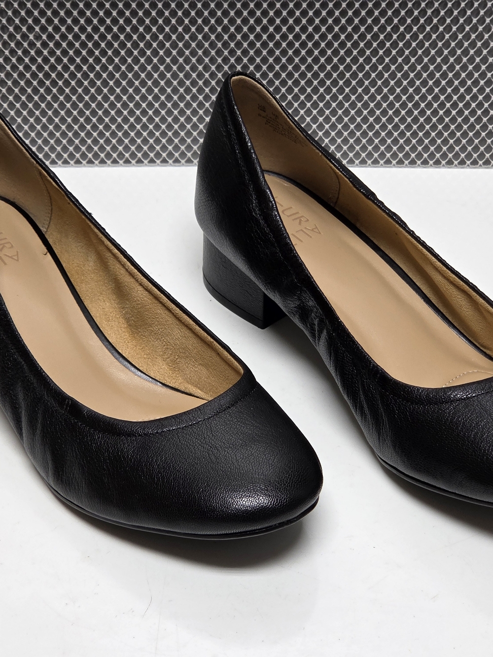 Naturalizer Black Low Block Heel Pumps for Women